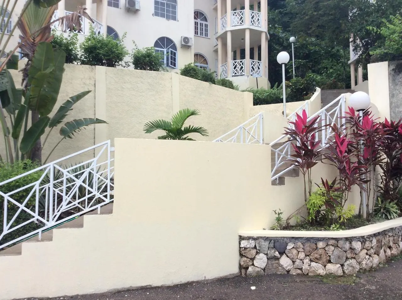 “The View”@Sky Castles, Columbus Heights, Ocho Rios Apartment 0*,